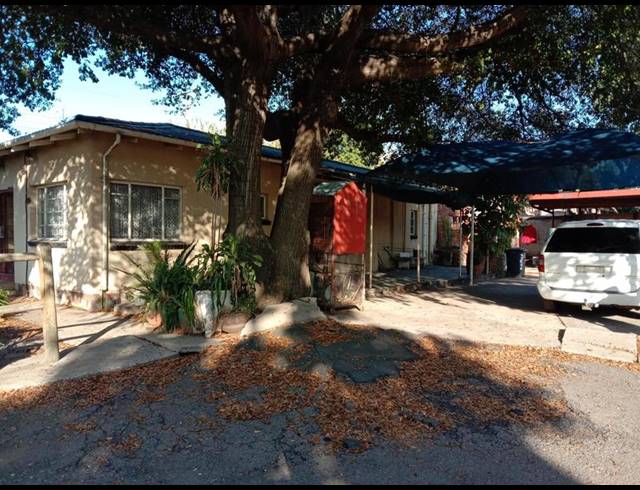 3 BEDROOM HOUSE FOR SALE IN PRETORIA WEST